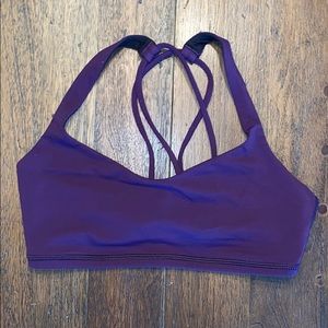 Lululemon sports bra